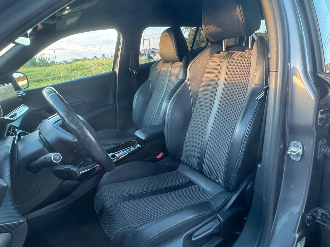 Peugeot 2008 BlueHDi 110 S&S GT LINE