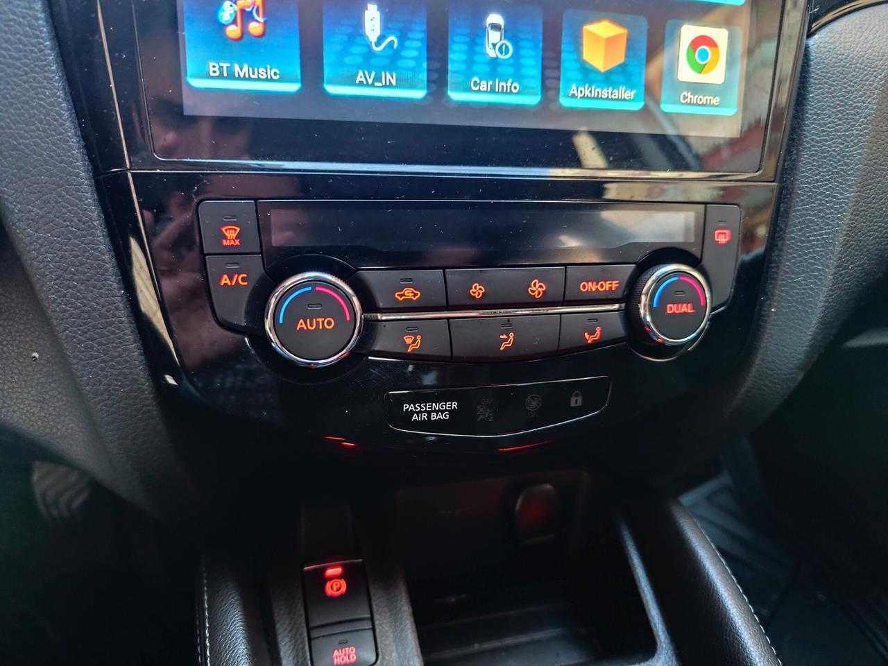Nissan Qashqai 1.5 dCi Tekna Navi Retroc Carplay Sensori