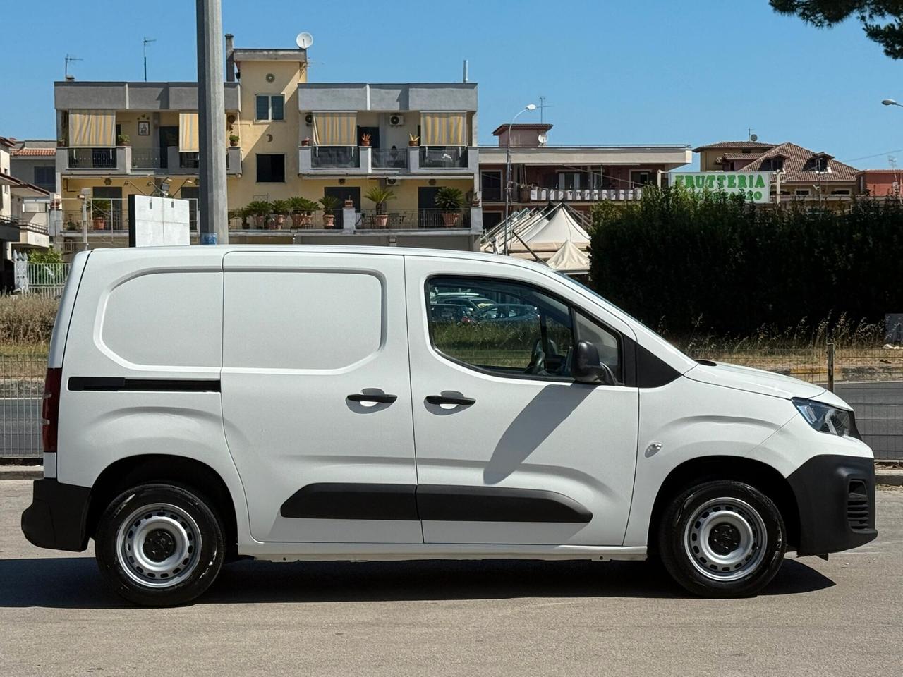 Peugeot Partner furgone euro 6b