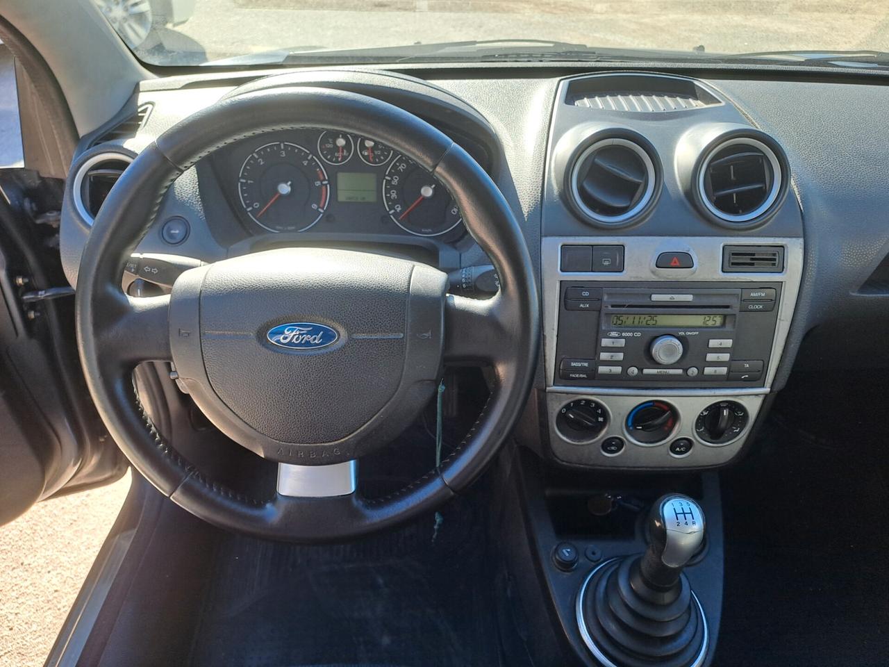 Ford Fiesta 1.4 TDCi 5p. Ghia