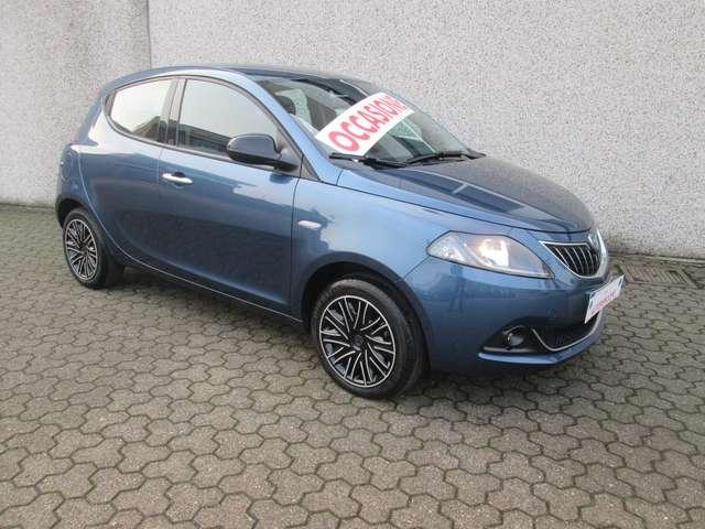 Lancia Ypsilon 1.0 firefly hybrid Gold Neopatentati