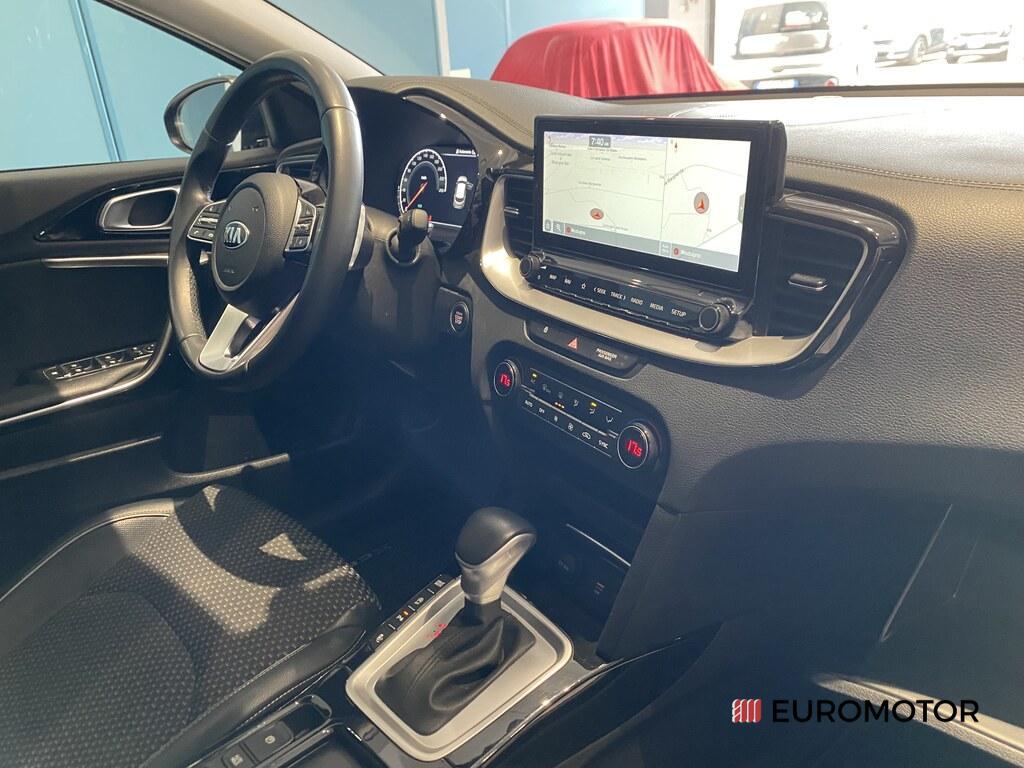 Kia Xceed 1.6 CRDi MHEV High Tech 2WD DCT
