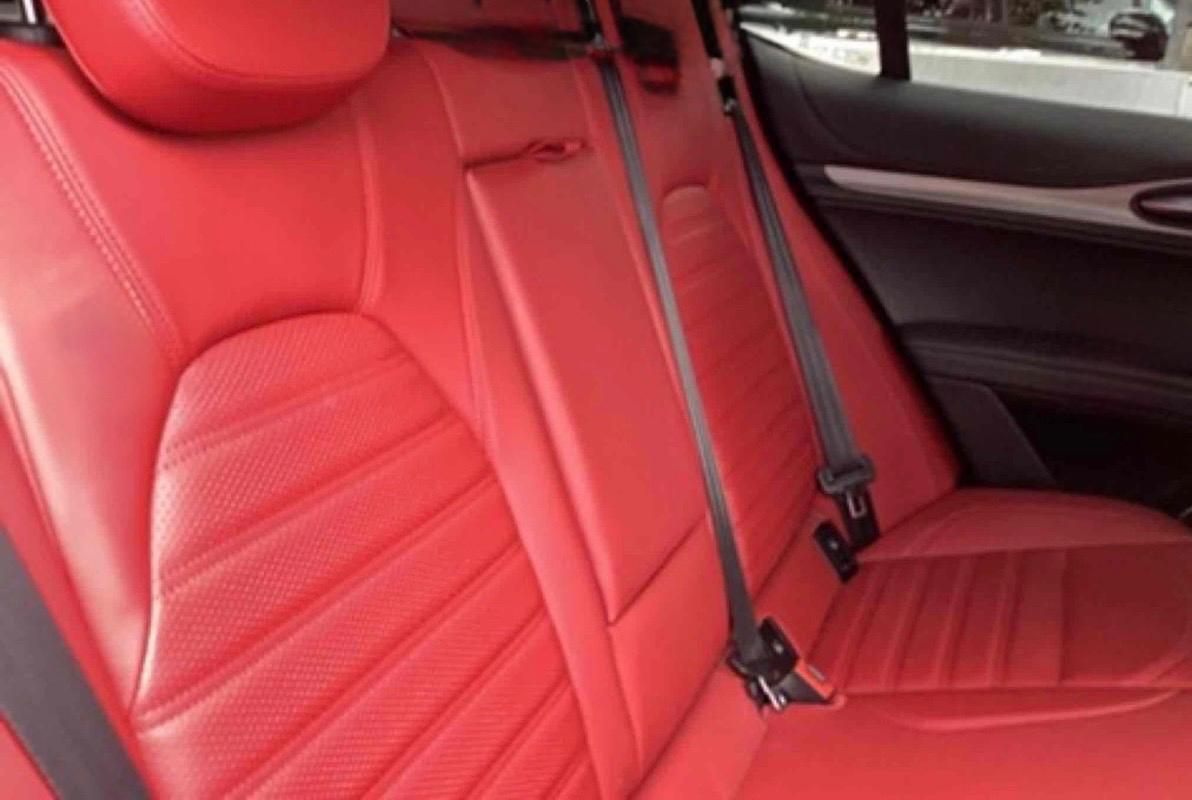 Alfa Romeo Stelvio 2.2 210 CV AT8 Q4 Veloce