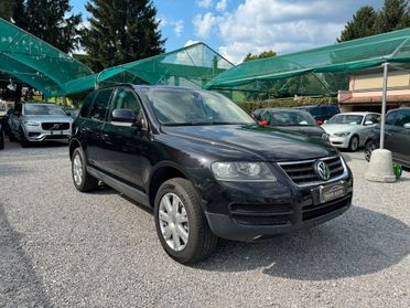 Volkswagen Touareg 3.0 V6 TDI DPF tiptronic