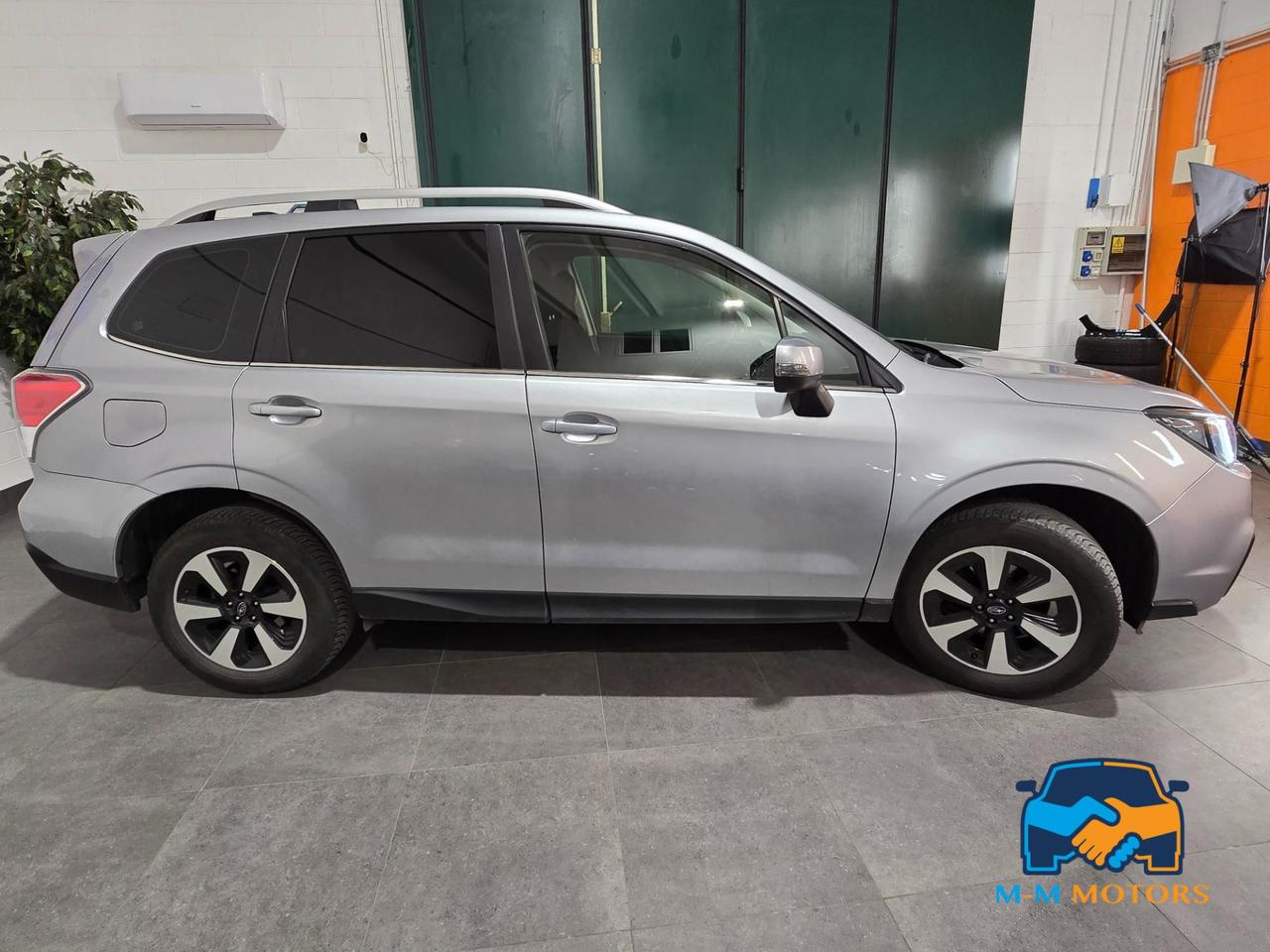 Subaru Forester 2.0i Style my17