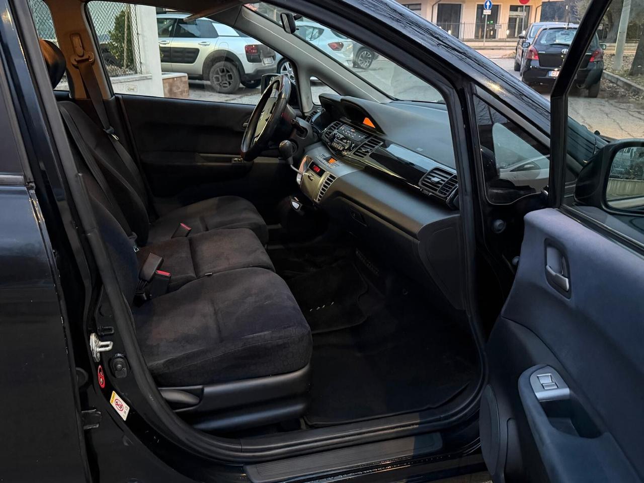 Honda FR-V 2.2 16V i-CTDi Executive Navi LH DPF