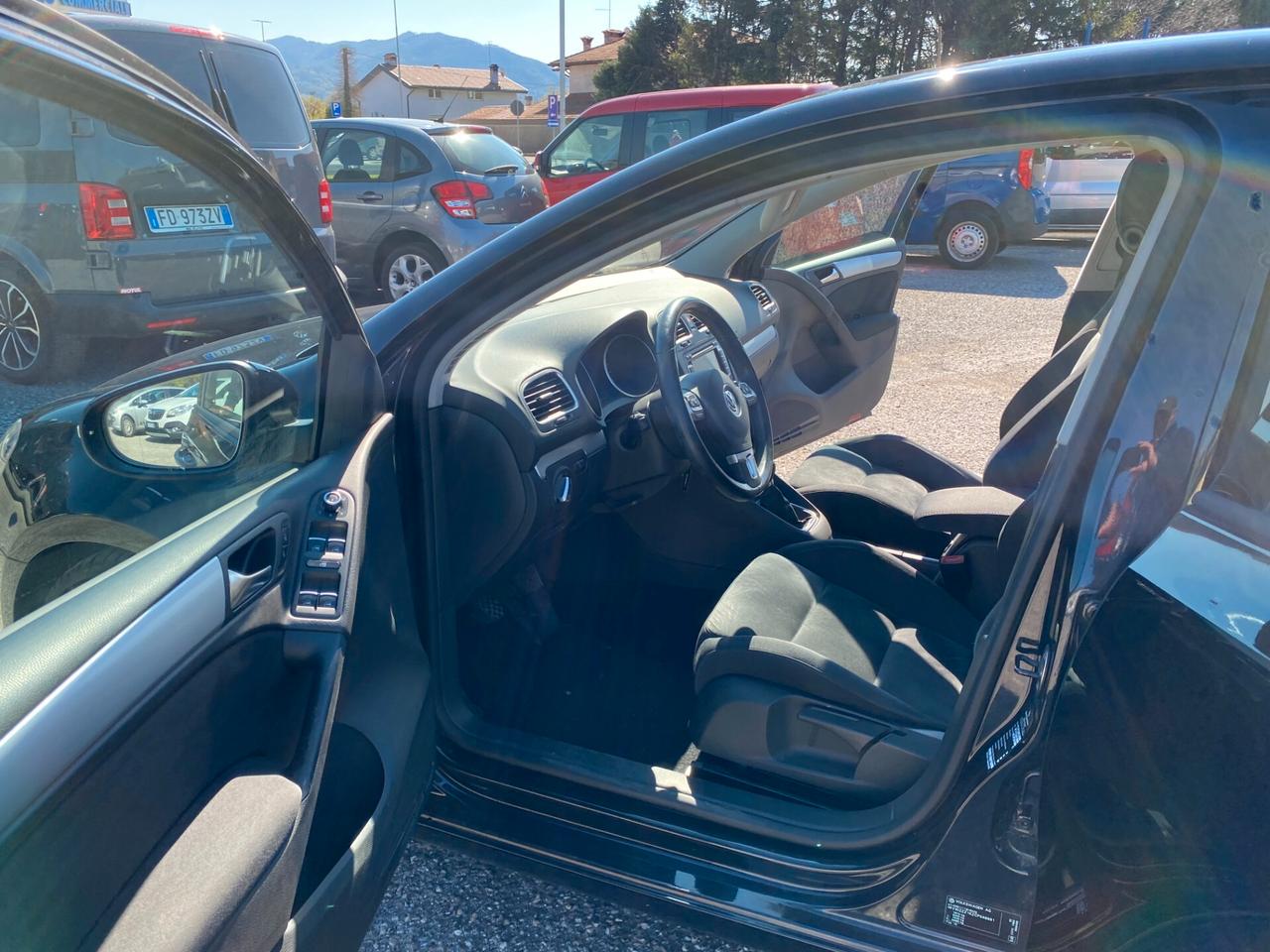 Volkswagen Golf 1.6 TDI DPF 5p. Highline