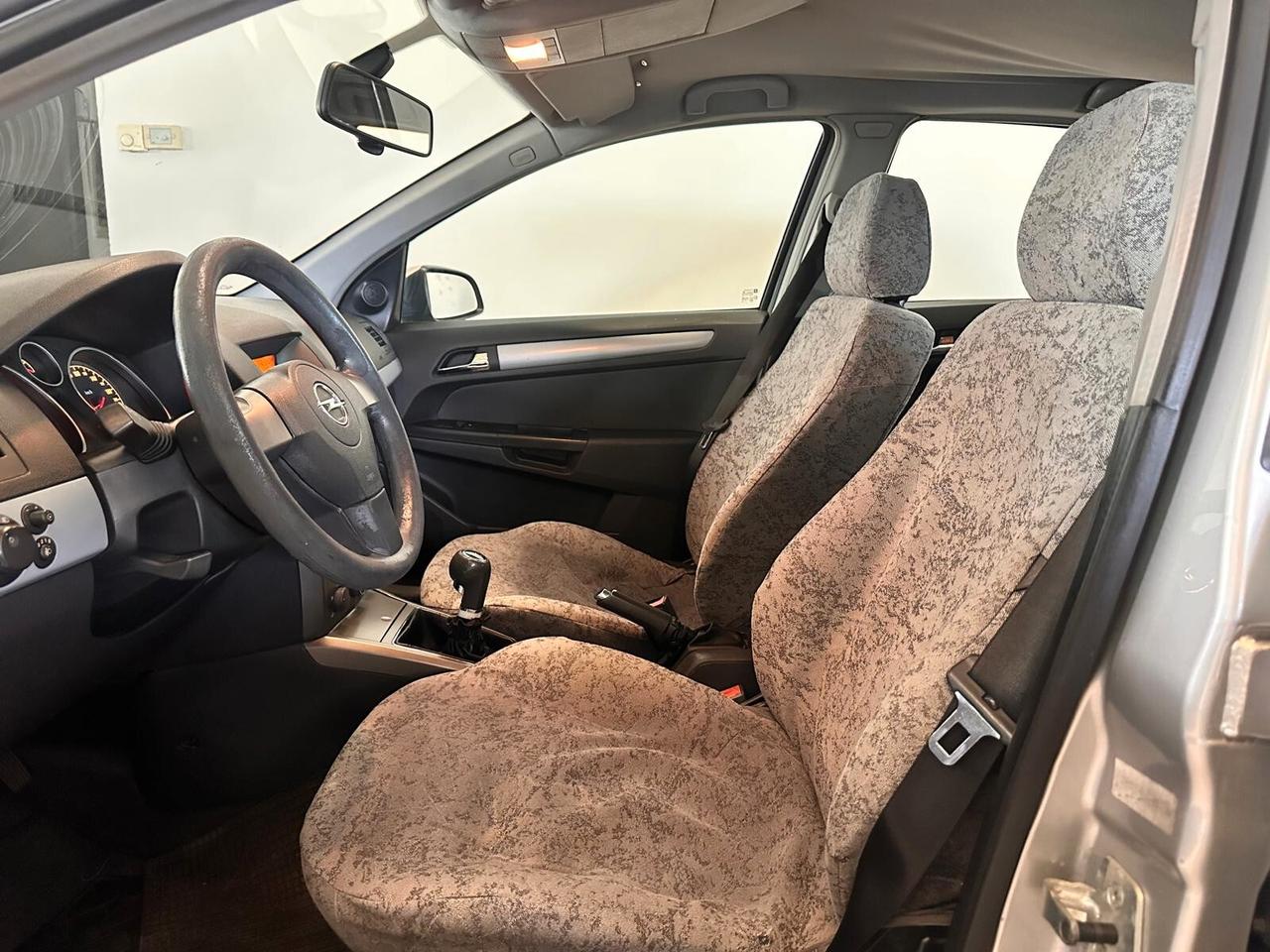 Opel Astra 1.7 CDTI 101CV 5 porte Cosmo