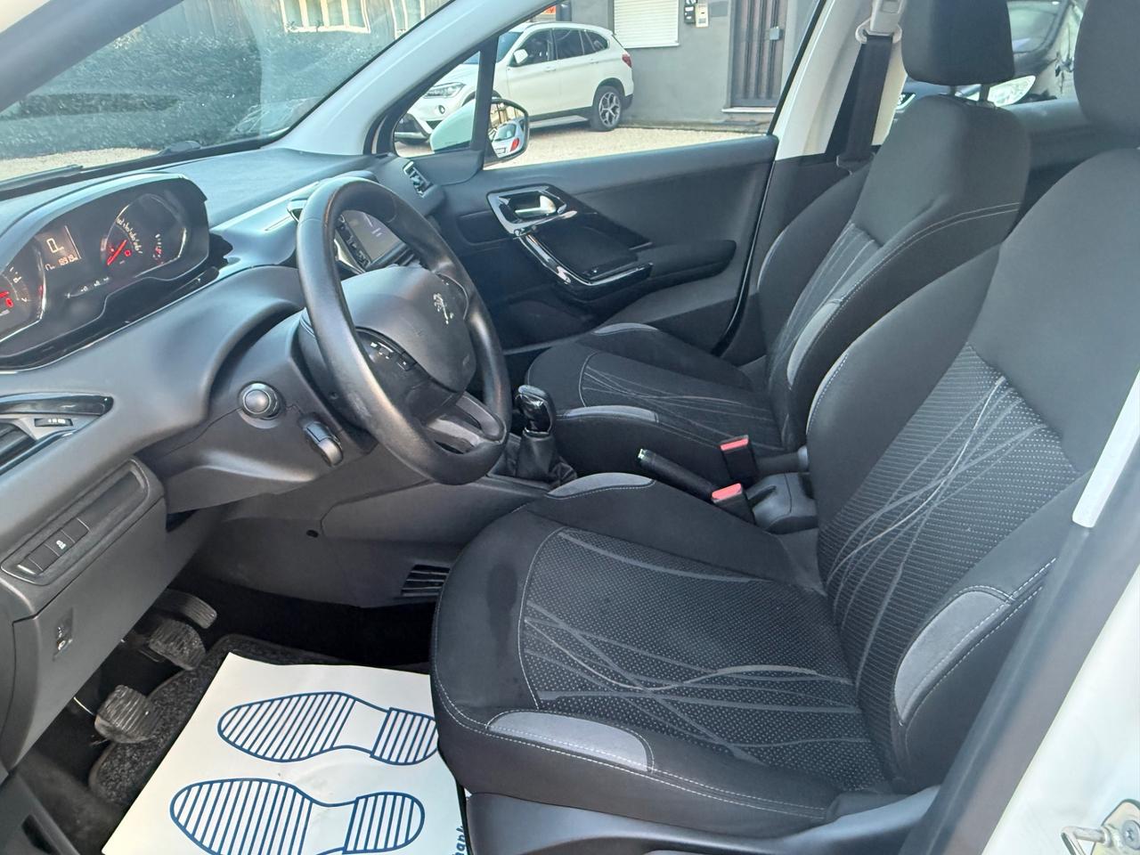 Peugeot 208 1.2 VTi 82 CV 5 porte Allure