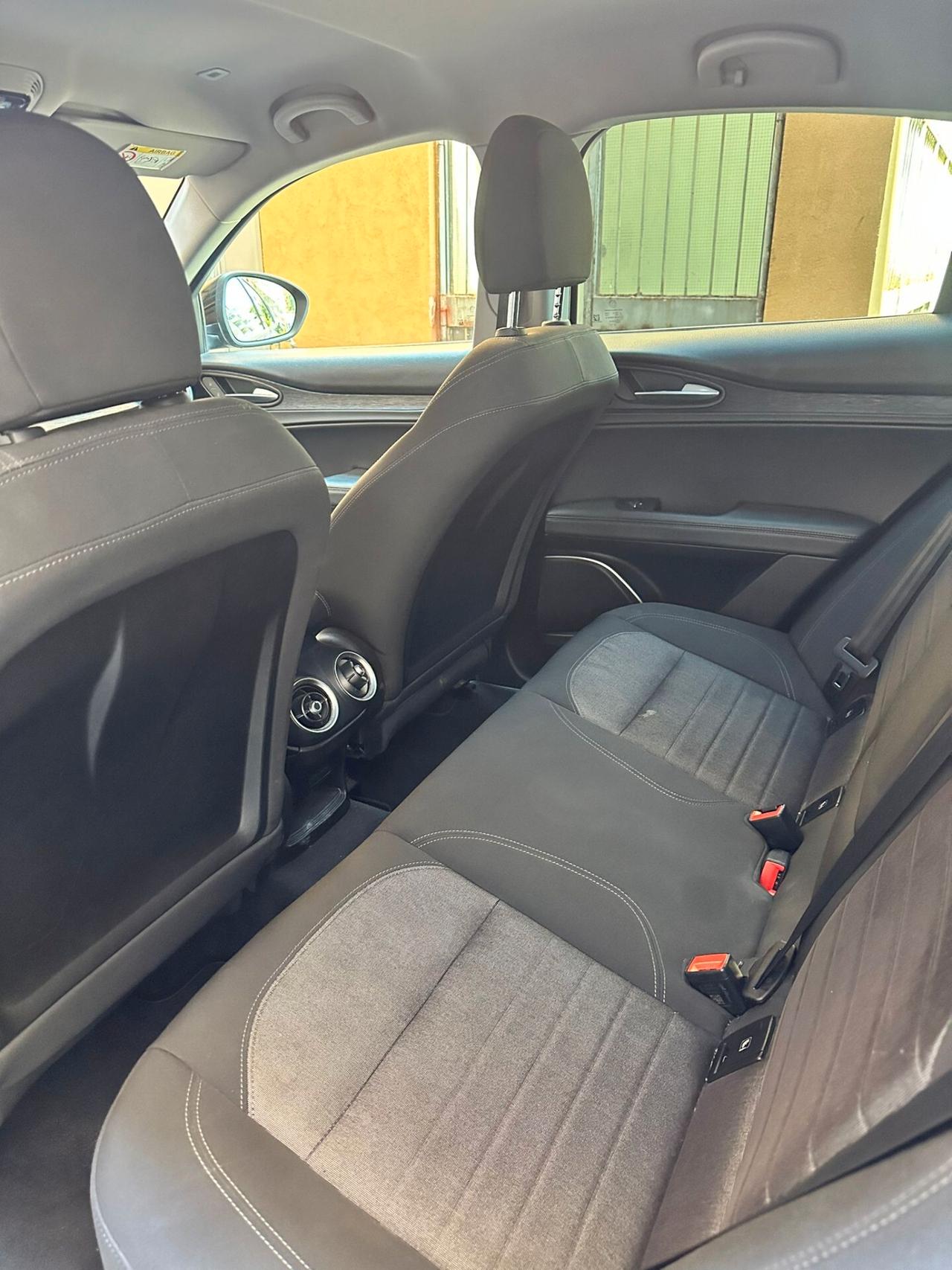 Alfa Romeo Stelvio BUSINESS 2.2 TD - 2019