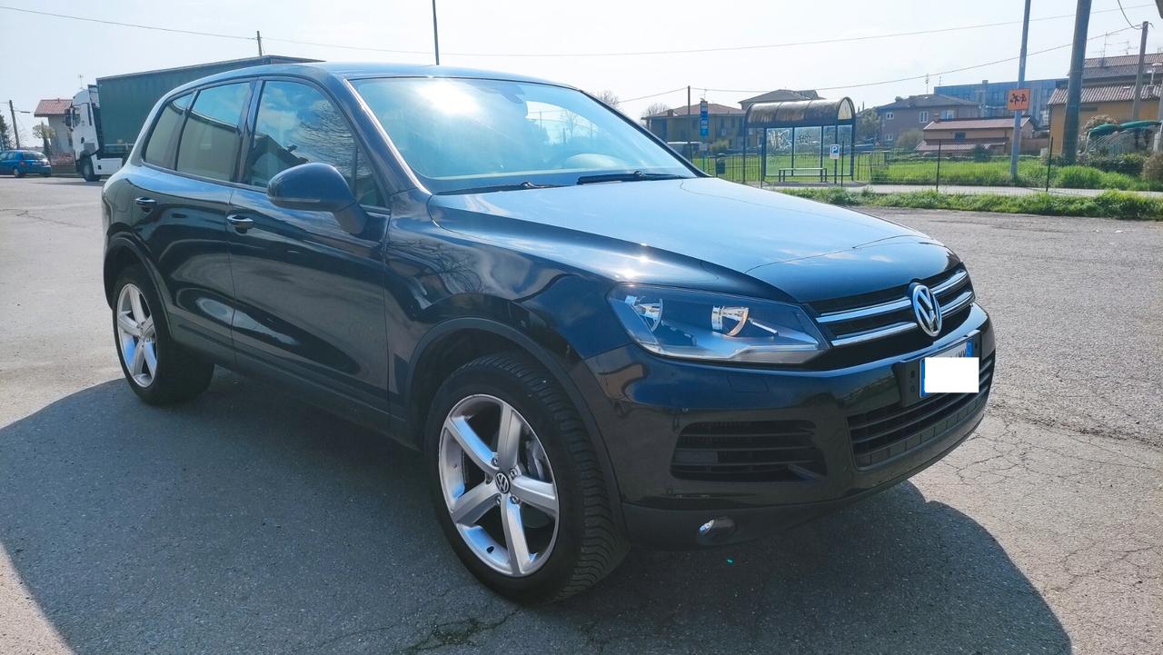 Volkswagen Touareg 3.0 TDI tiptronic BlueMotion Technology - 2011