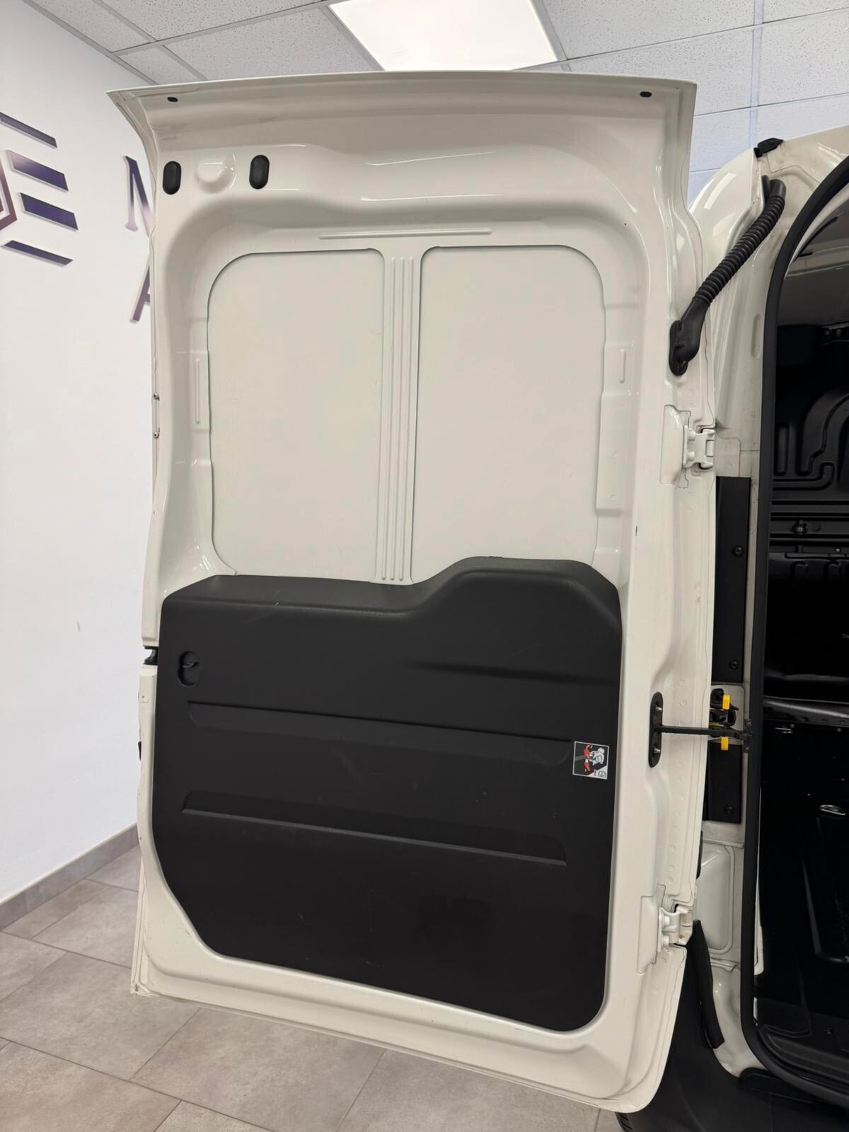 FIAT DOBLO 1.6 MJT LOUNGE