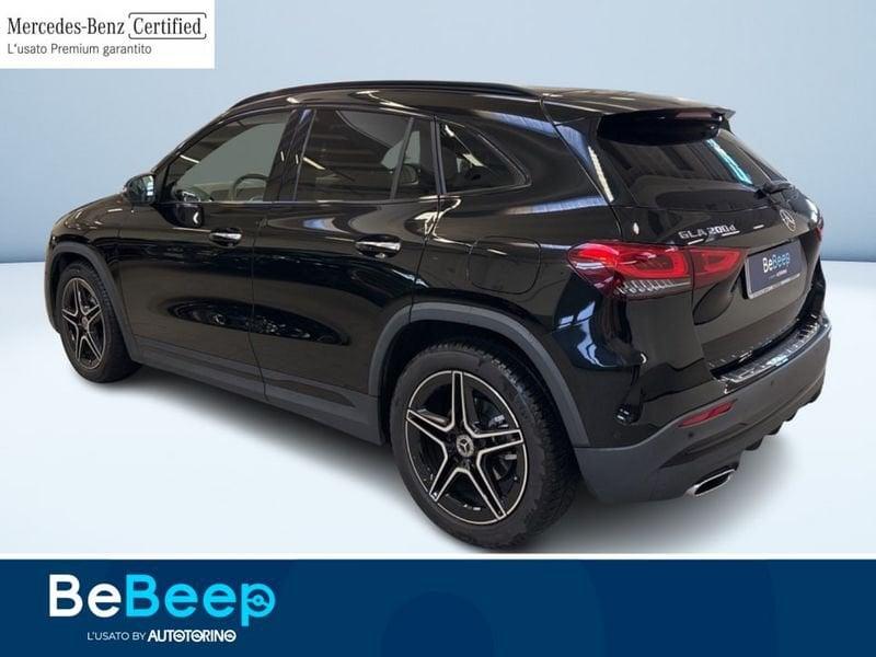 Mercedes-Benz GLA 200 D PREMIUM AUTO