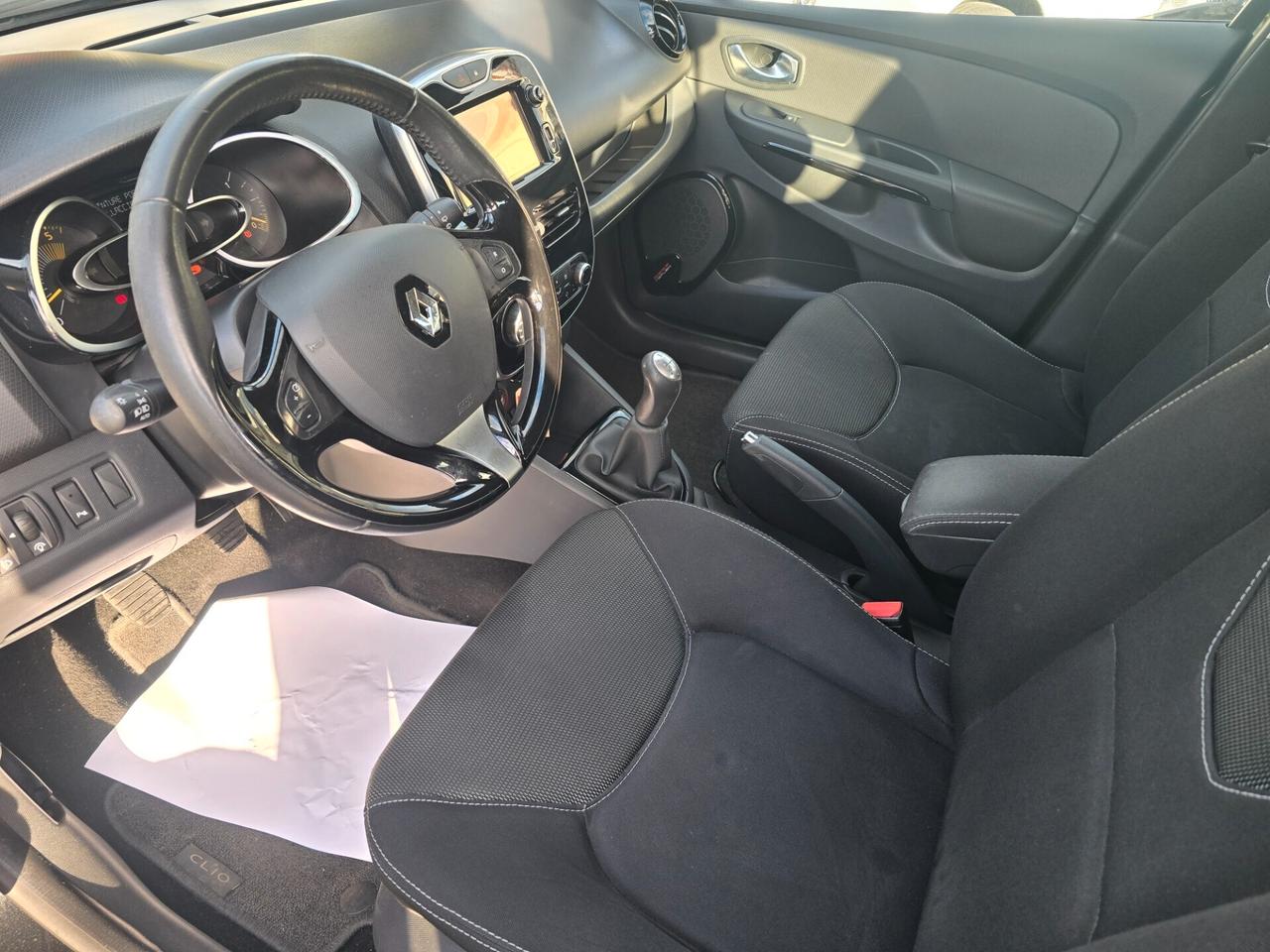 Renault Clio Sporter 1.5 dCi 8V 75CV Live