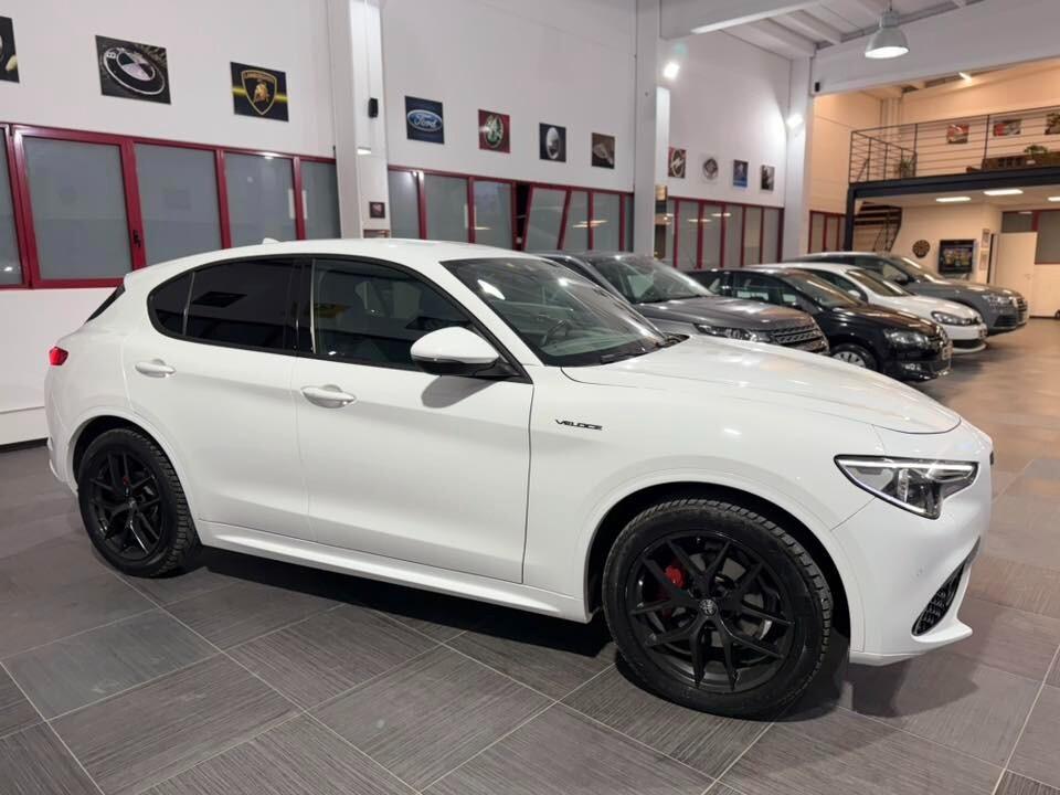 Alfa Romeo Stelvio 2.2 TD 210cv Q4 Veloce 2021