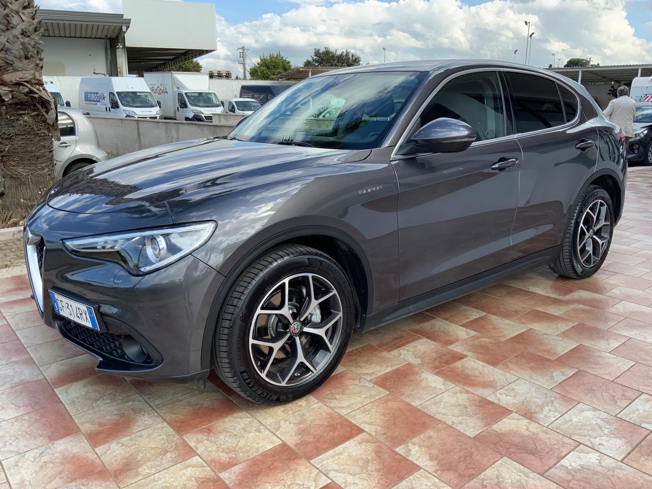Alfa Romeo Stelvio 2.2 Turbodiesel 190 CV AT8 Q4 Business
