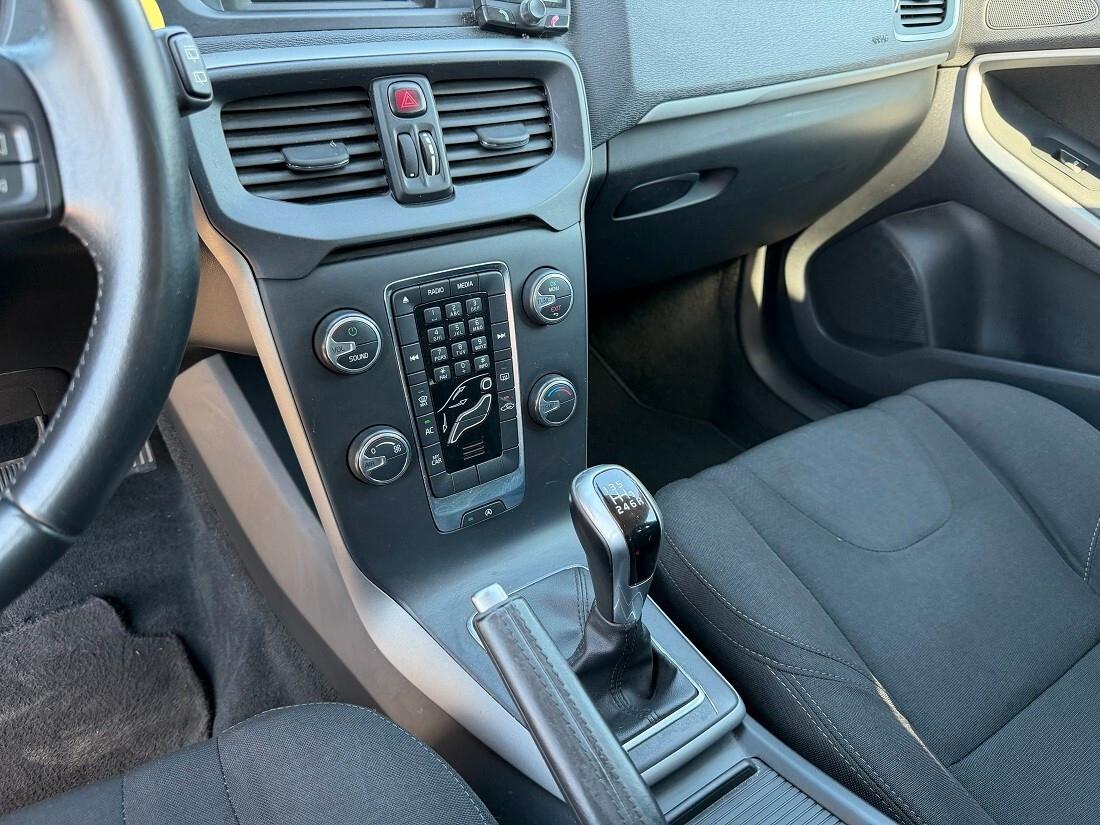 Volvo V40 D2 Business