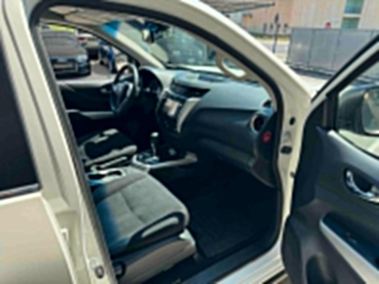 Nissan Navara 2.3 dCi 190 CV 7AT 4WD Double Cab Trek-1°