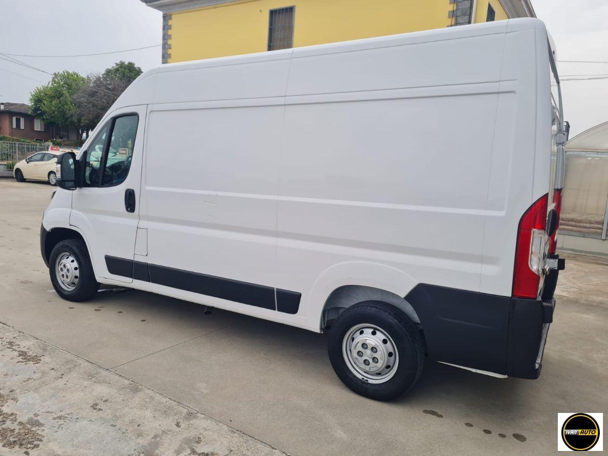 PEUGEOT Boxer 2.2 BlueHDi-26.000 Km