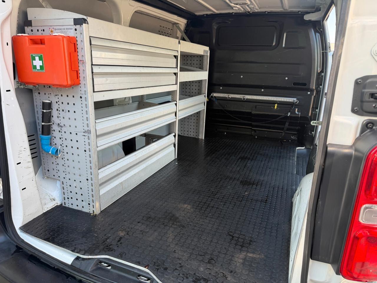 Citroen Jumpy BlueHDi 120 PL-TN Furgone M Club