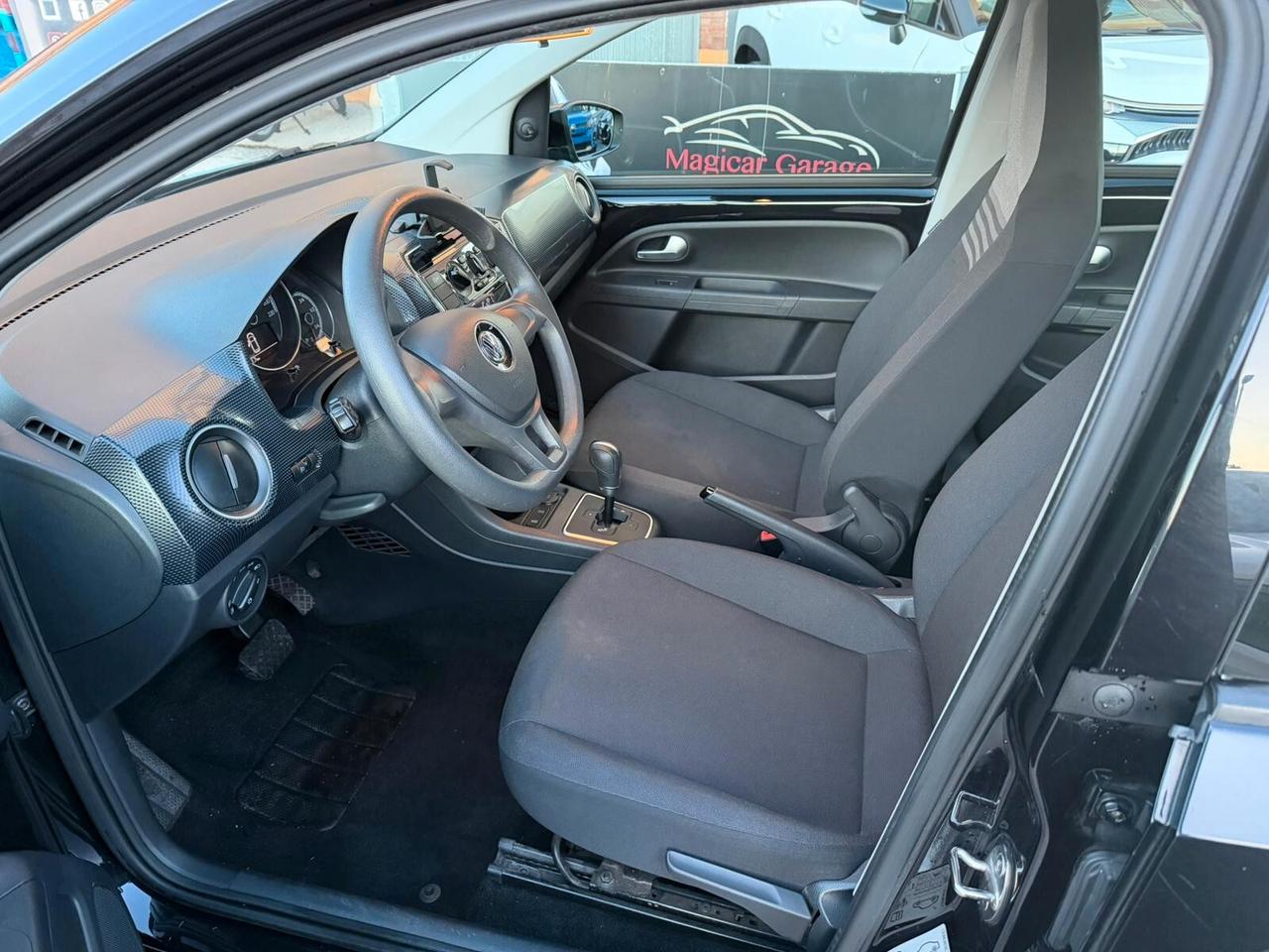 Volkswagen up! 1.0 75 CV 5p. high