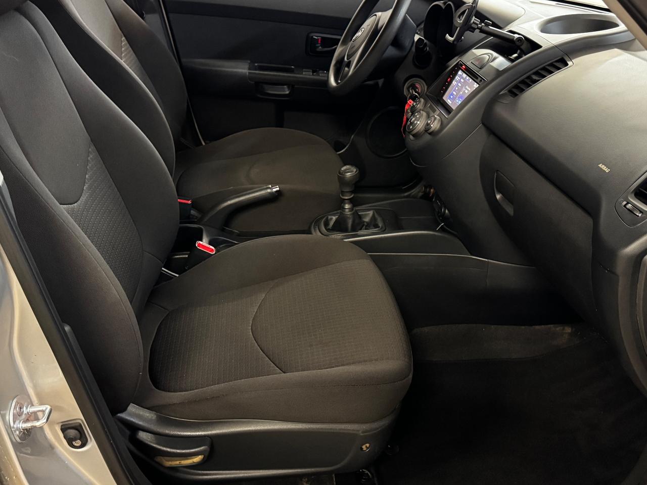 Kia Soul 1.6 Benz-UniPro-Navi-Telef-KmCertif-Garantita-Permute-