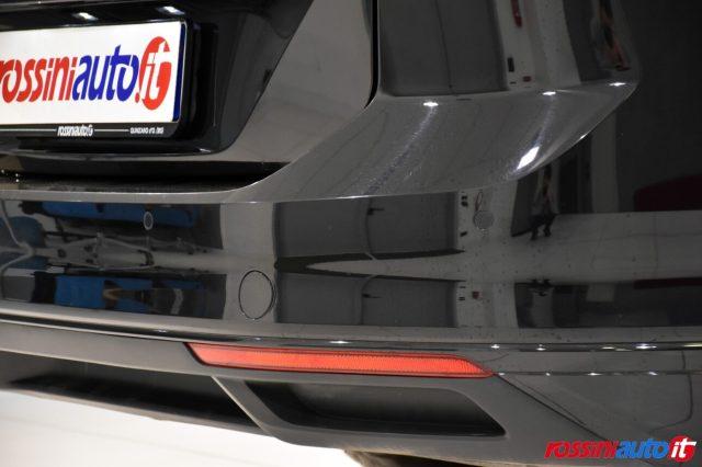 VOLKSWAGEN Passat Variant 2.0 TDI SCR 150 CV DSG BUSINESS + GANCIO TRAINO