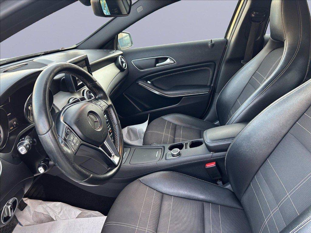 MERCEDES GLA 200 d (cdi) Executive 4matic auto del 2015