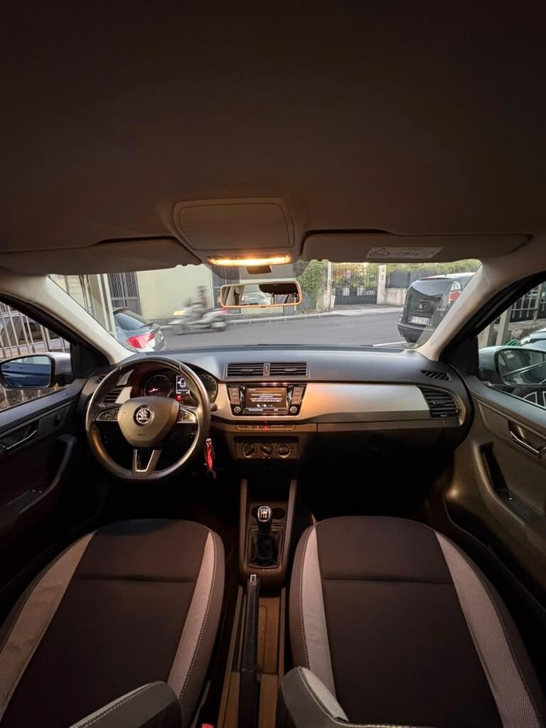 Skoda Fabia 1.0 MPI 60 CV Design Edition