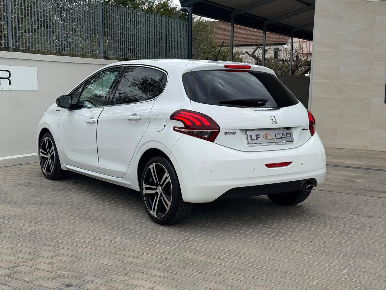 Peugeot 208 PureTech Turbo 110 cv EAT6 S&S 5 porte GT Line