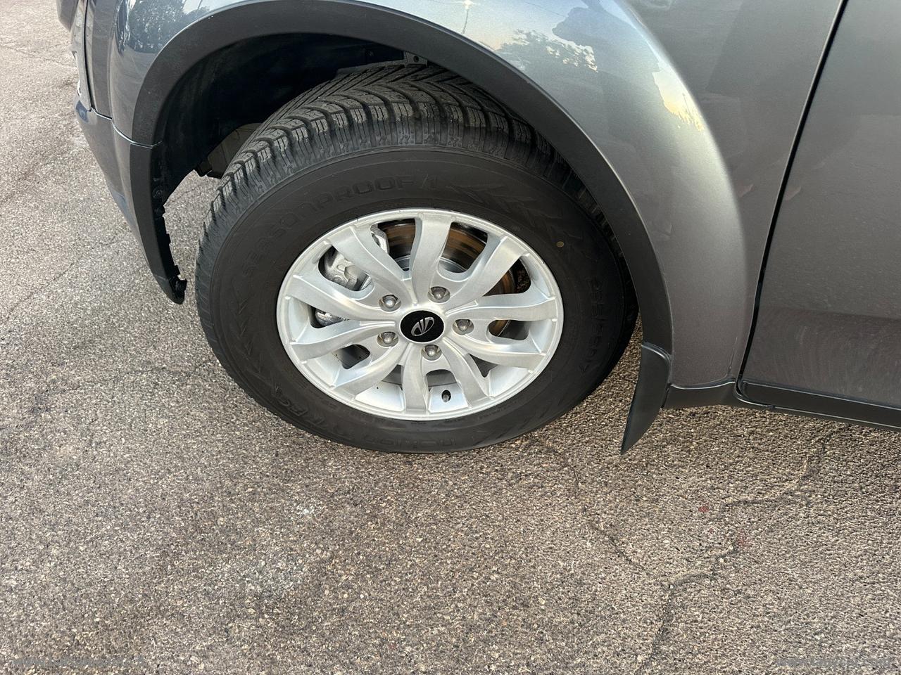 MAHINDRA XUV500 2.2 16V AWD W6