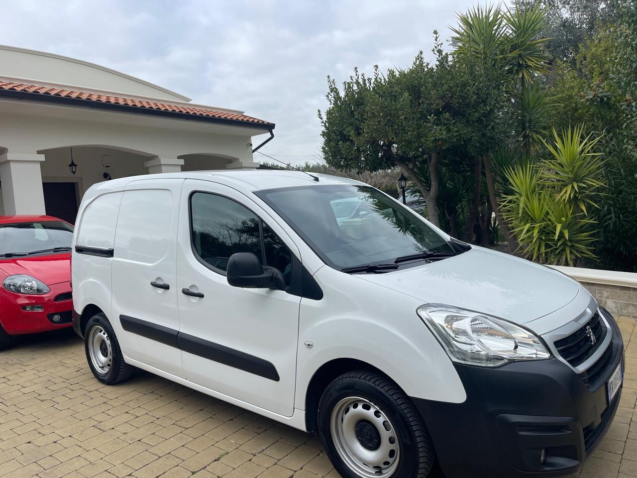 PEUGEOT PARTNER 1.6 HDI 3 POSTI VAN PORTA LAT MY18