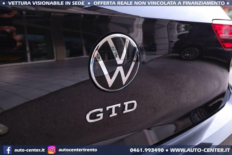 Volkswagen Golf 8 GTD DSG 2.0 TDI 200CV 19 IQ.LIGHT LED
