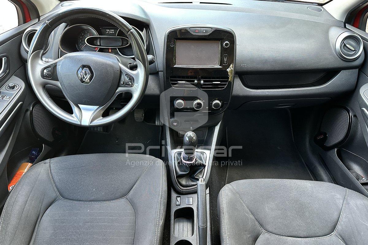 RENAULT Clio 1.2 75CV 5 porte Zen