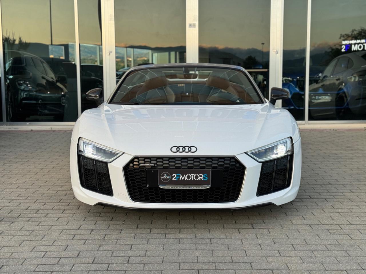 Audi R8 Spyder 5.2 V10 fsi quattro 540cv s-tronic