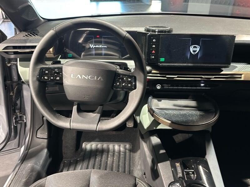 Lancia Ypsilon Ibrida Ibrido 110cv Ypsilon e-DCT