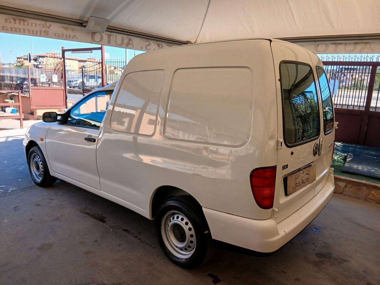 Volkswagen Caddy 1.9 SDI Van Vetrato 01