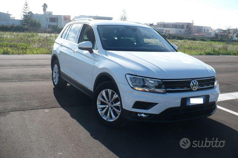 Volkswagen Tiguan 2.0 TDI SCR Business BlueMo...