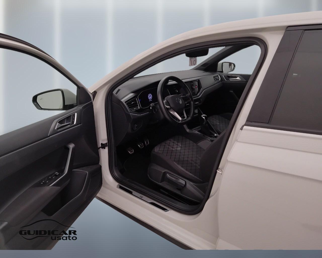 VOLKSWAGEN Polo VI 2022 - Polo 1.0 tsi R-Line 95cv