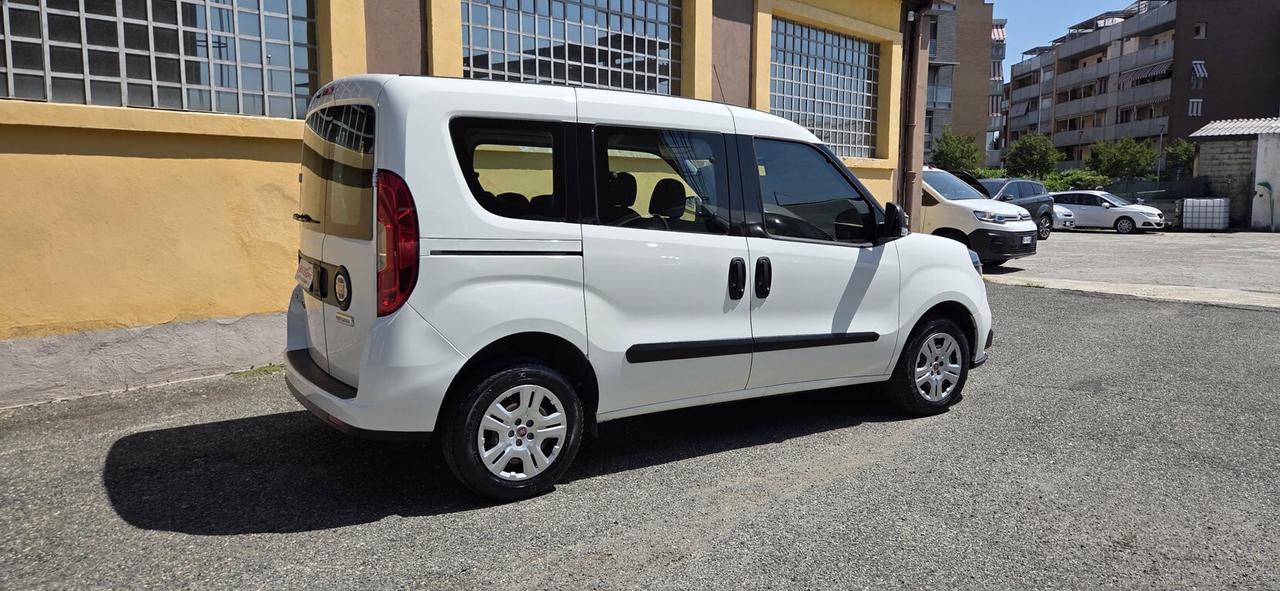 Fiat DOBLO' 1.3 MTJ 95 CV CH1 LOUNGE OMOL.AUTOCARRO 5 POSTI KM. 34.000 CERTIFICATI-APPENA TAGLIANDATO +IVA