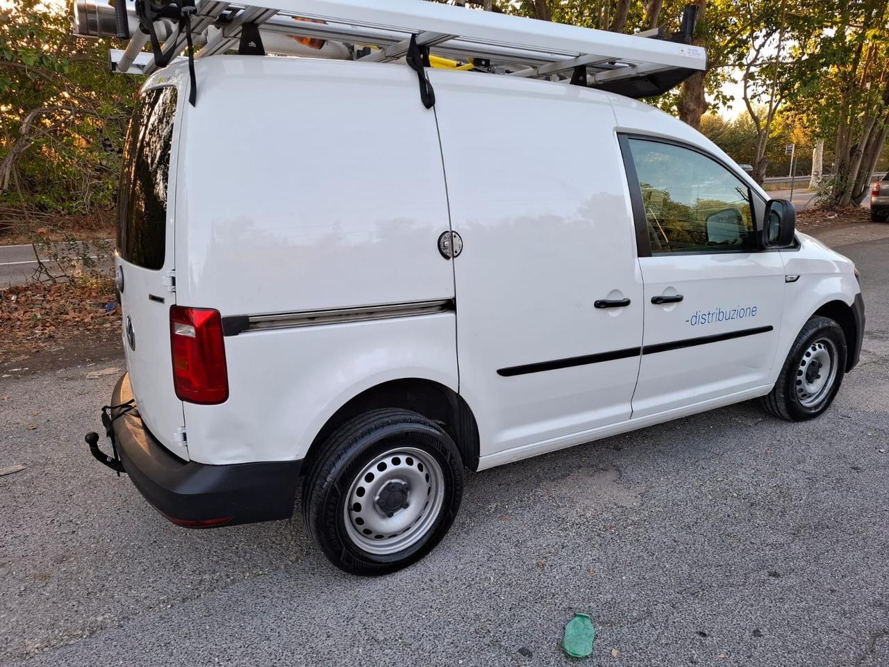 Volkswagen Caddy 2019 2.0 TDI 122 CV 4MOTION GANCIO TRAINO