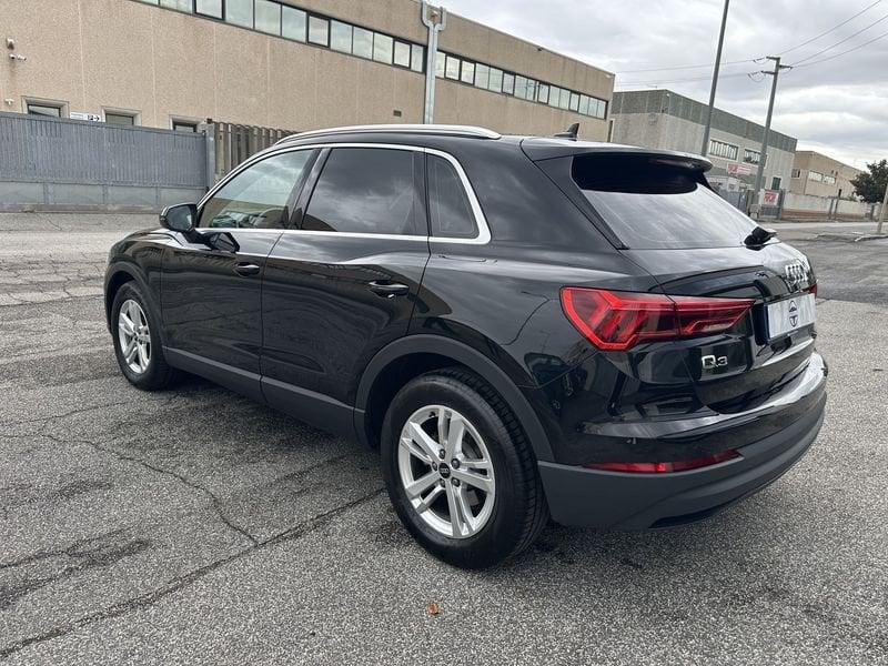 Audi Q3 Q3 35 2.0 tdi Business s-tronic