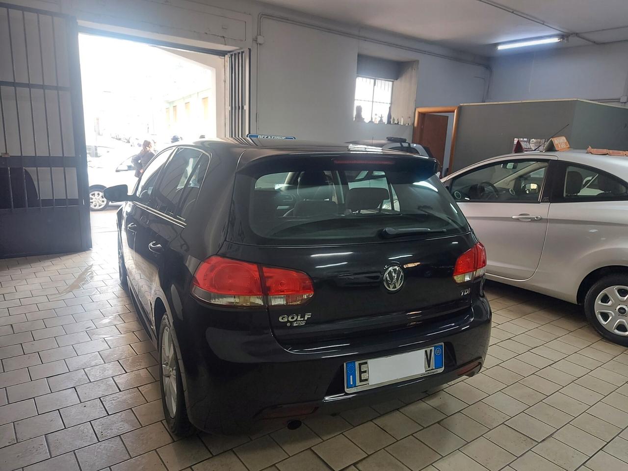 Volkswagen Golf 1.6 TDI Unico prop 2011