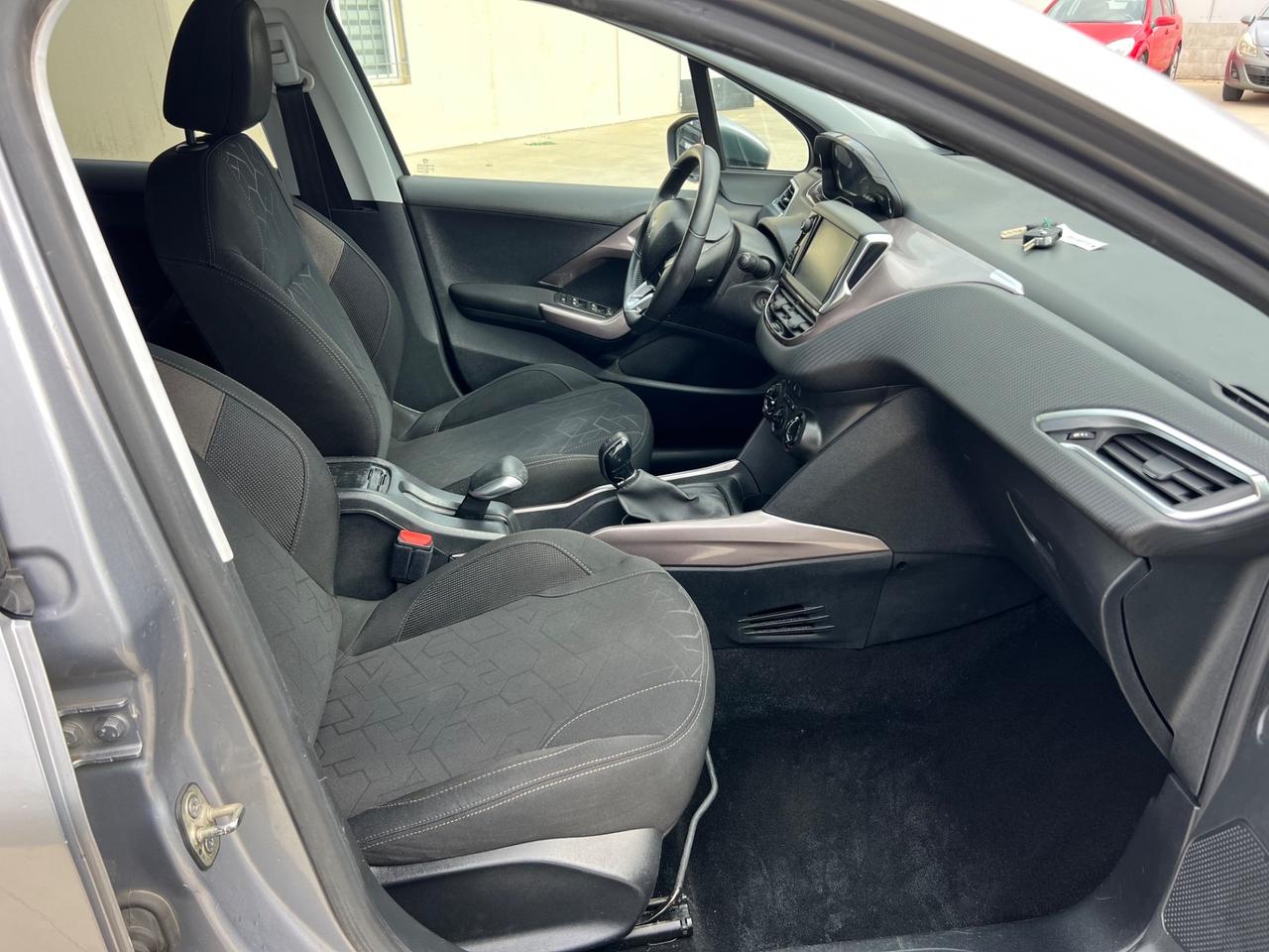 Peugeot 2008 1.4 HDi 68CV Active 2013