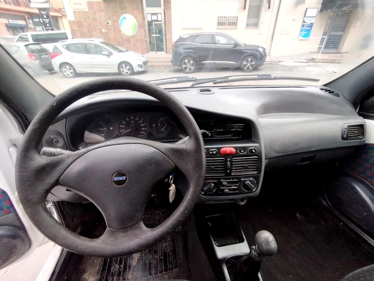 Fiat Strada 1.9 diesel Pick-up
