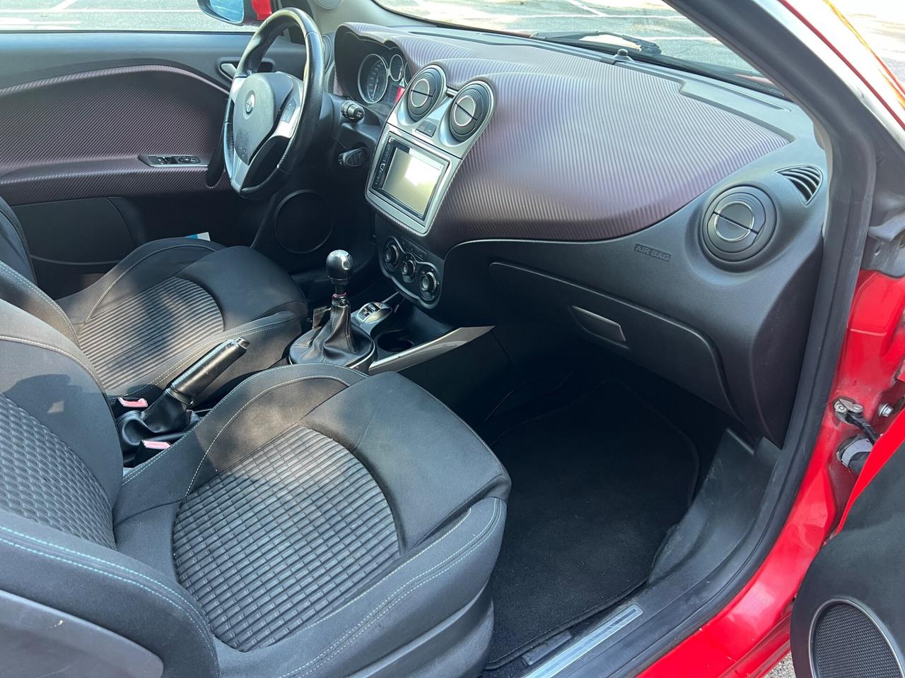 Alfa Romeo MiTo 1.4 T 155 CV Distinctive Premium Pack