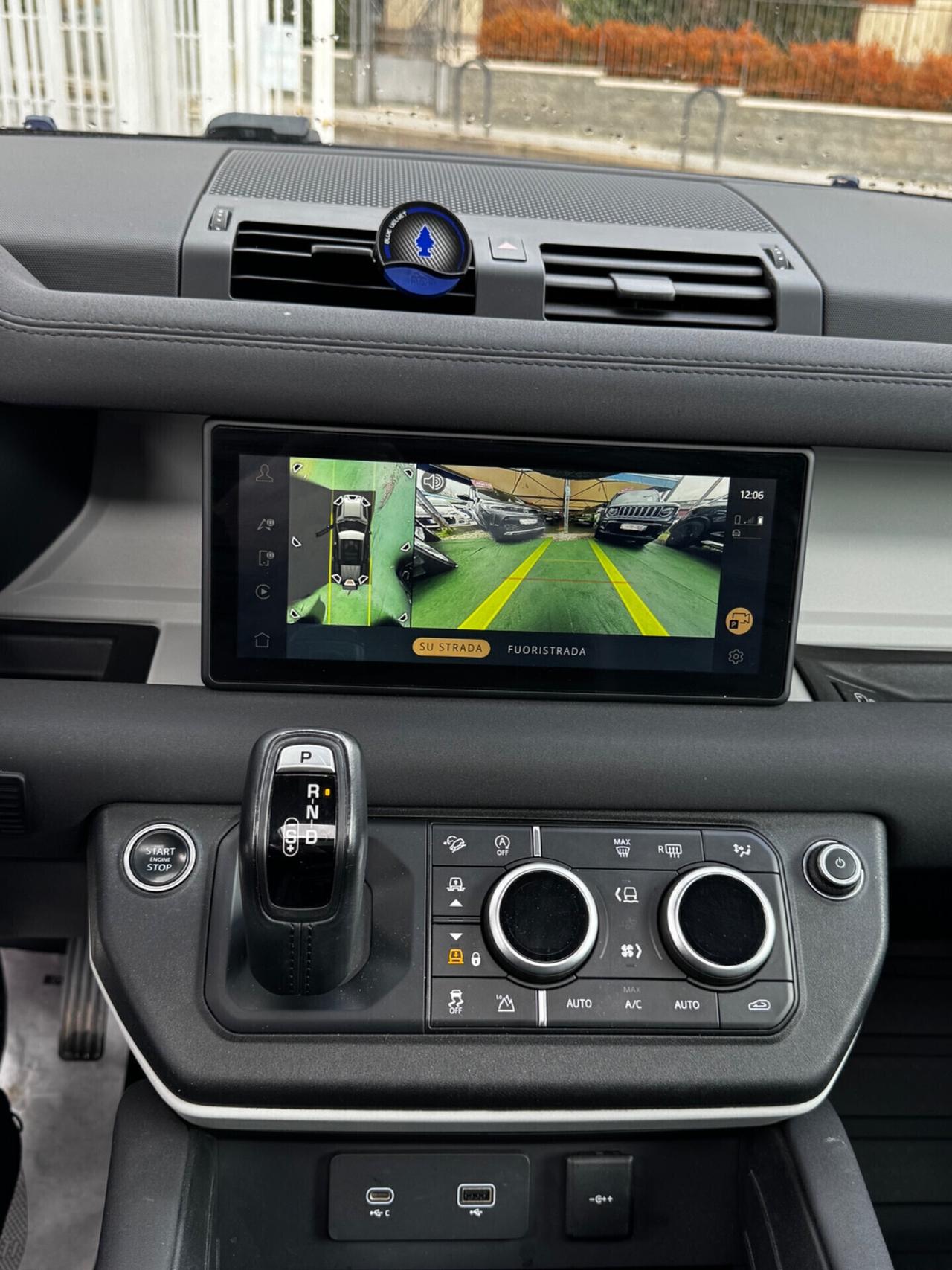 Land Rover Defender 110 3.0D I6 200 CV AWD Auto X-Dynamic+Tetto