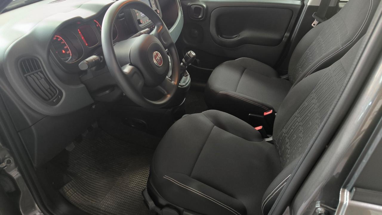 Fiat Panda 1.0 Hybrid City Life pari al nuovo