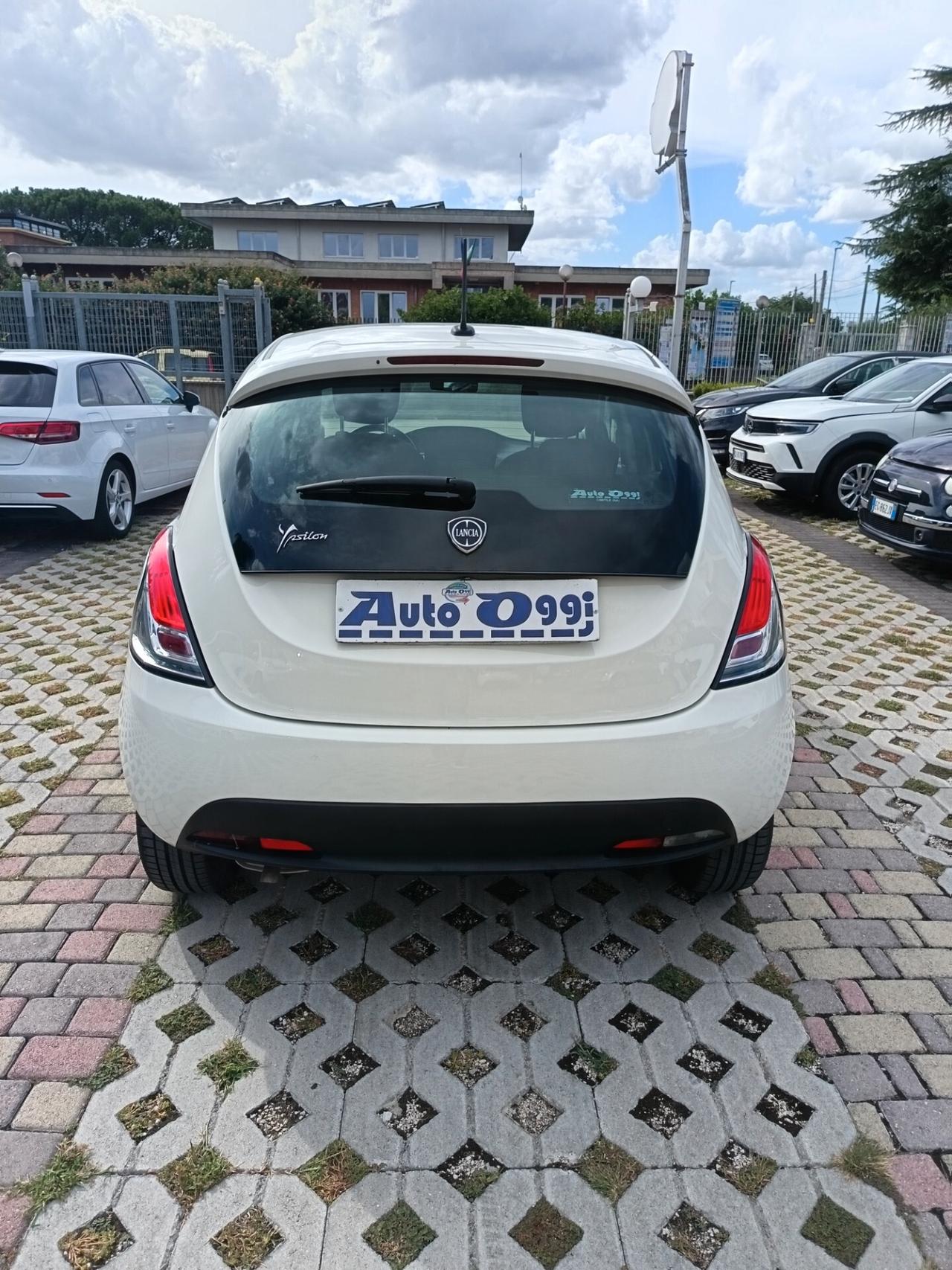 Lancia Ypsilon 1.2 69 CV 5 porte S&S Elefantino Blu