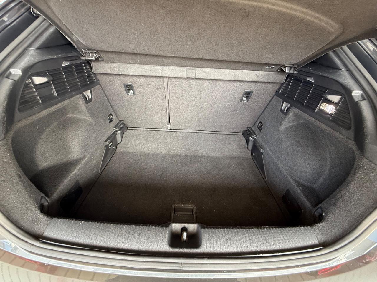 Q2 1.6 TDI-S tronic-Sline-rate-dsg-rate